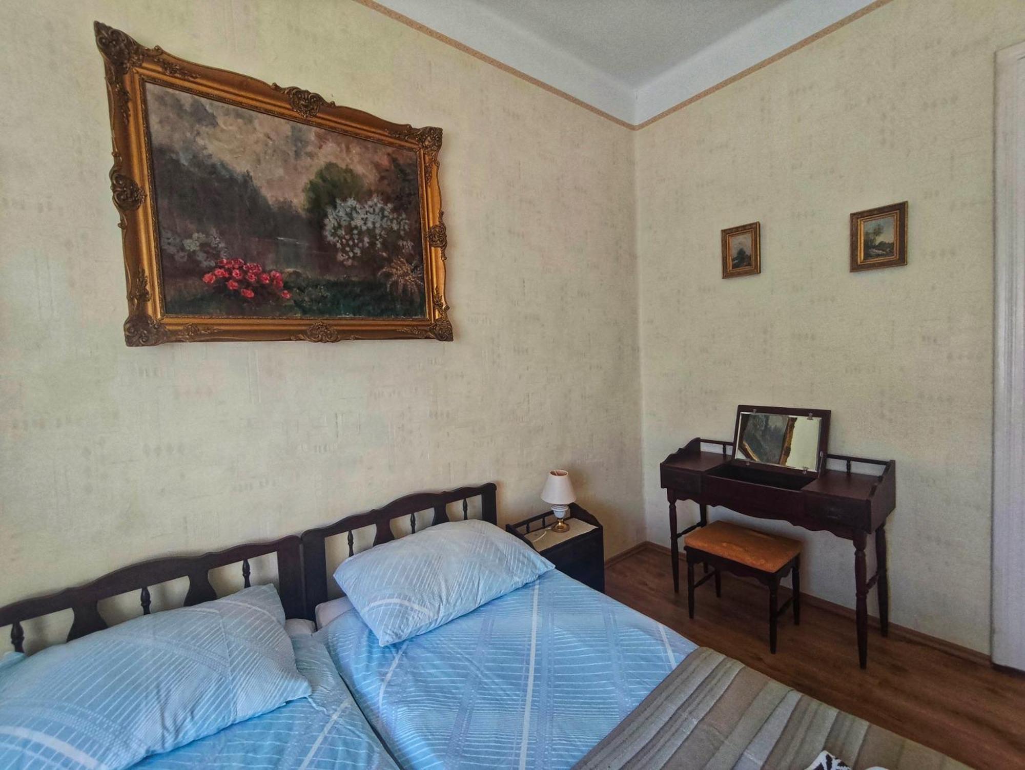 Illes Vendeghaz Hotel Keszthely Buitenkant foto